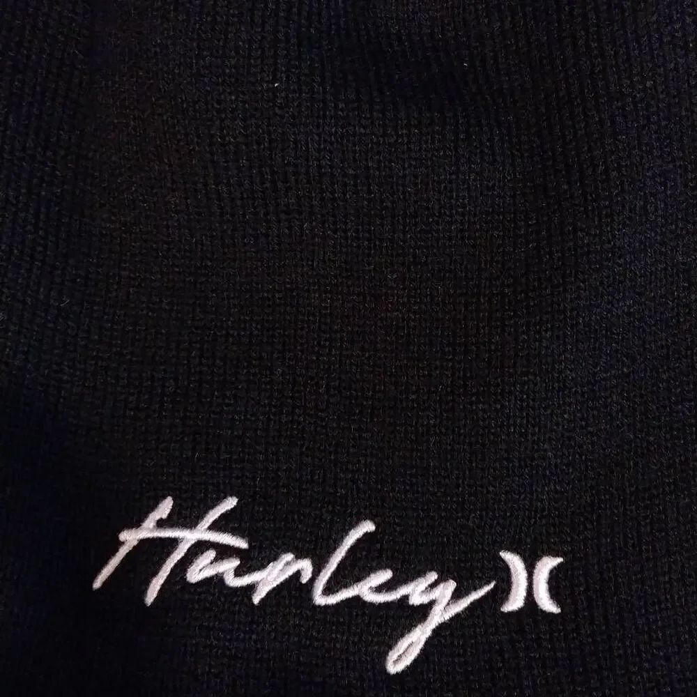 Hurley NWT Staple Beanie Black and White Embroidery OS Surfer Fans Love This Hat